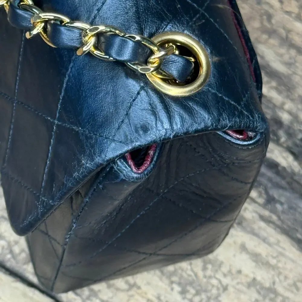 Authentic Vintage Chanel Classic Mini Flap Bag – Lambskin – Series 2 (1991-1994)